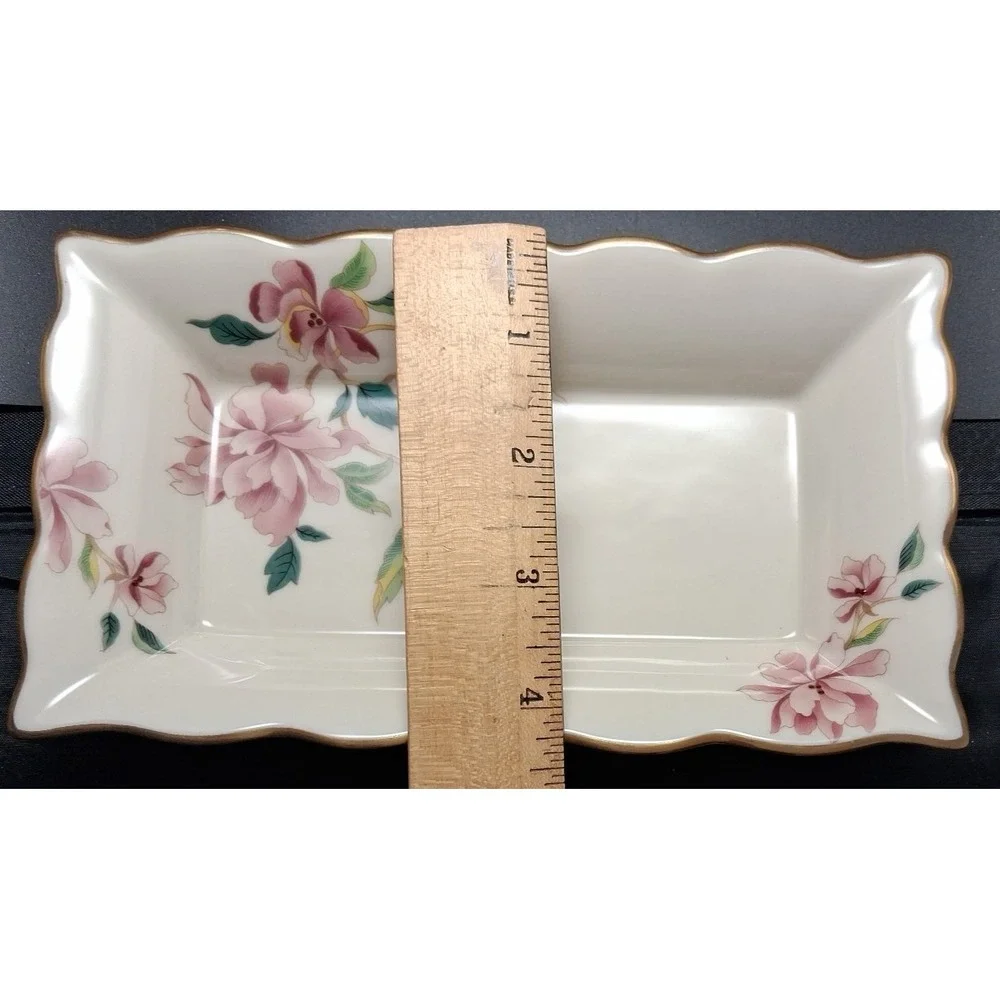 Vtg. Lenox Barrington Collection 8